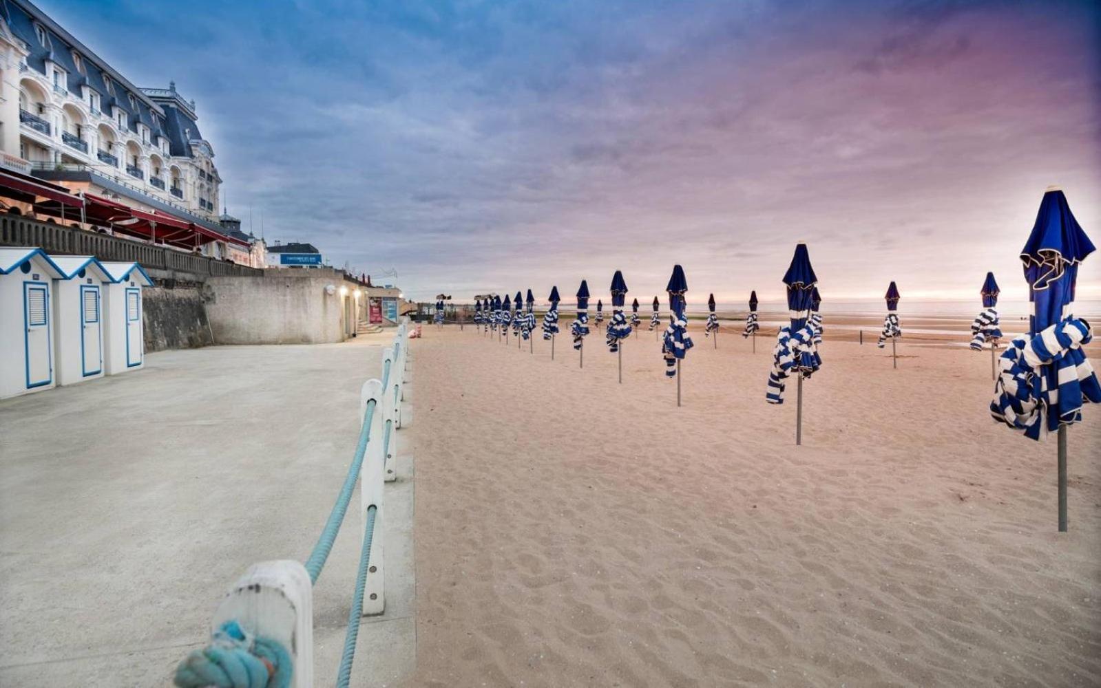 Cote Plage & Balcon Cabourg Exterior foto